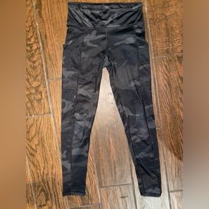 Women’s Back Camo Aeropostale Leggings